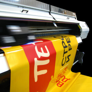 широкоформатная уф печать